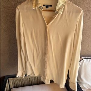 HTF Monica Chiang Cream Blouse with Gold Metallic Collar 100% Silk/100% Leather